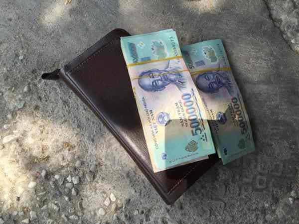 Giải mã giấc mơ lượm được tiền